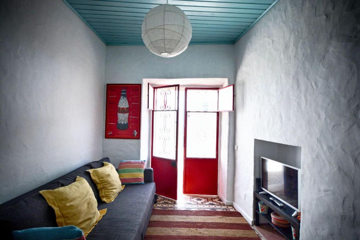 Traditional House In Historical Center Of FAO Kültér fotó